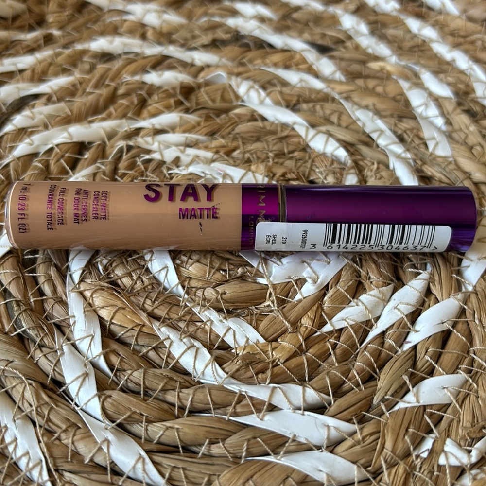 Rimmel London Shell Ecru 210 Matte Concealer Full coverage 7mL/0.23 fl oz